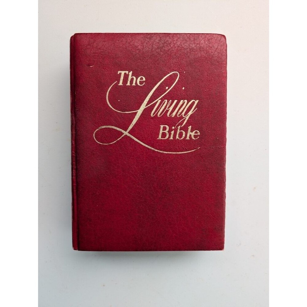 The Living Bible Holman Illustrated Edition Paraphrased 1973 Red Hardcover